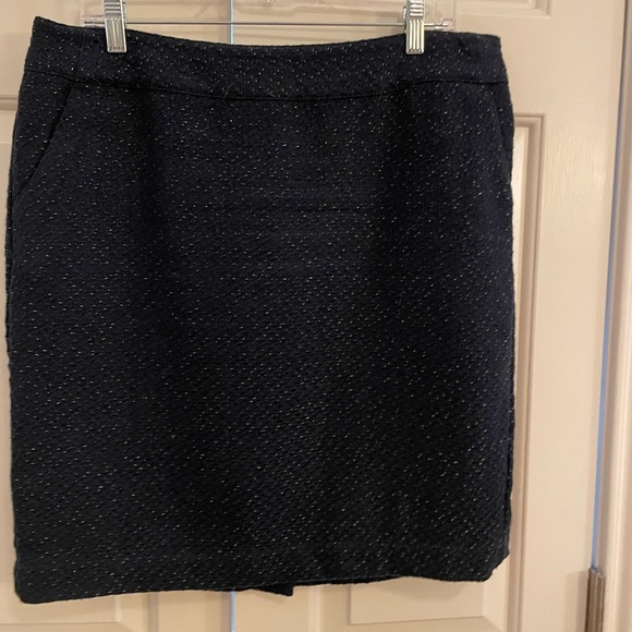 Navy wool pencil skirt - Picture 1 of 3